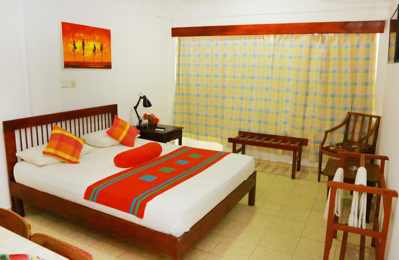 Ranveli Beach Resort Dehiwala-Mount Lavinia Luaran gambar