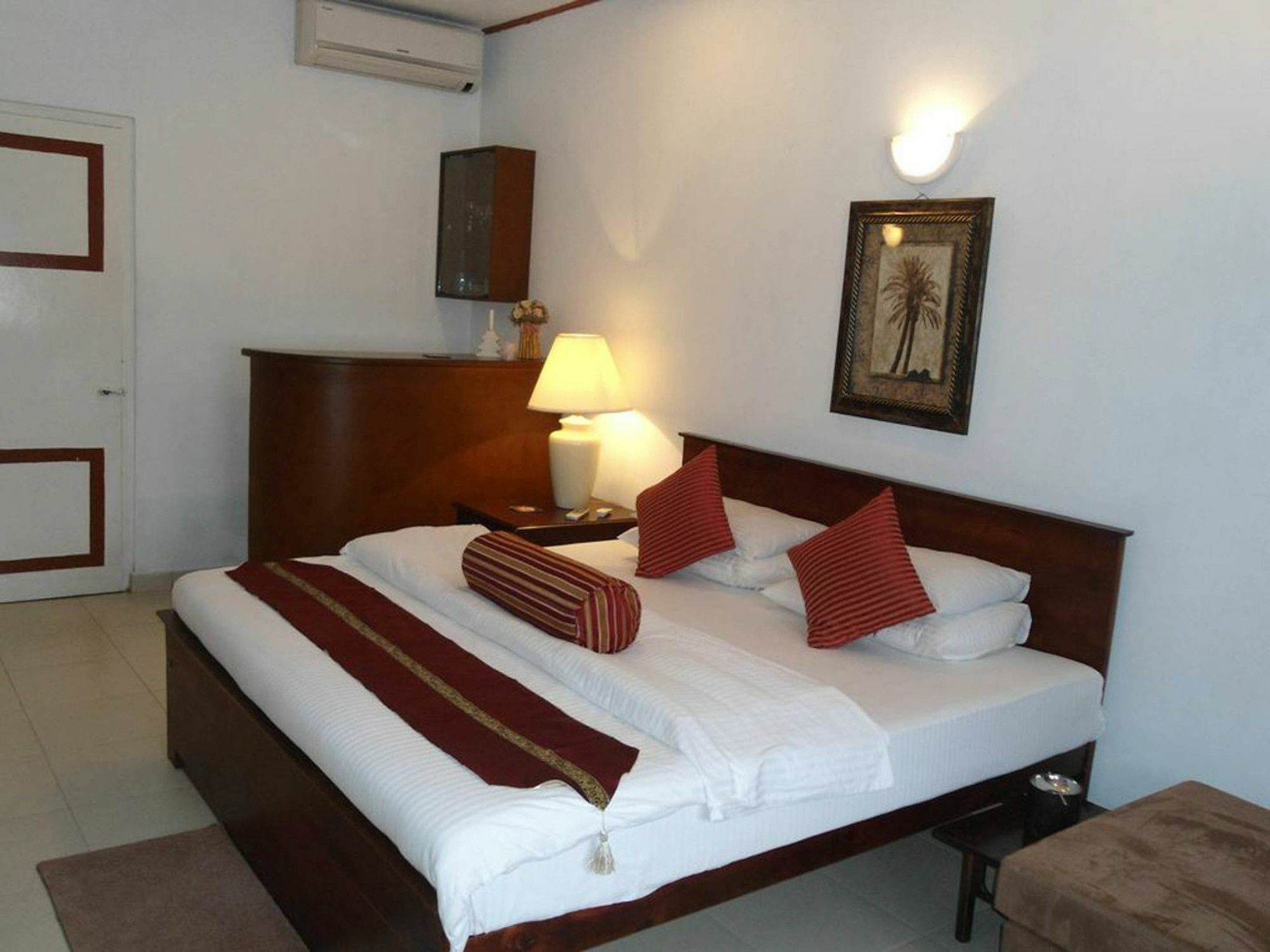 Ranveli Beach Resort Dehiwala-Mount Lavinia Luaran gambar